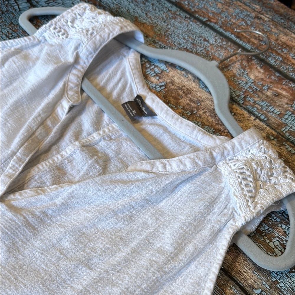 Eddie Bauer White Sleeveless Smocked Blouse - Picture 5 of 5